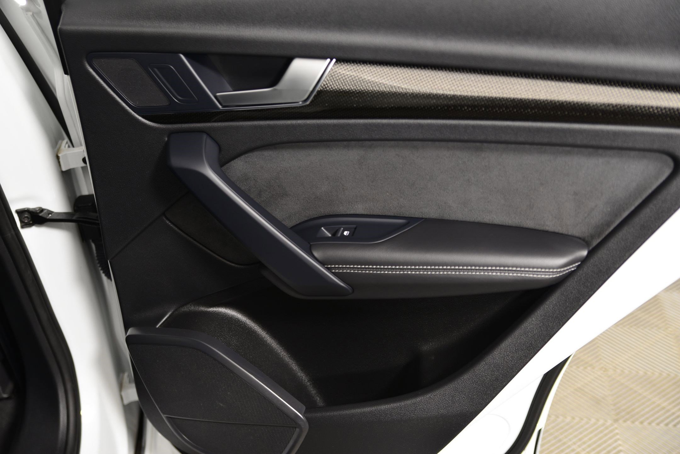 Used 2022 Audi SQ5 Premium Plus w/ Premium Plus Package image 25