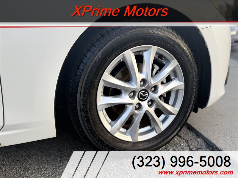 Used 2016 MAZDA MAZDA3 i Grand Touring FWD image 9
