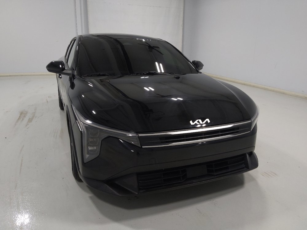 Used 2025 Kia K4 FWD image 14