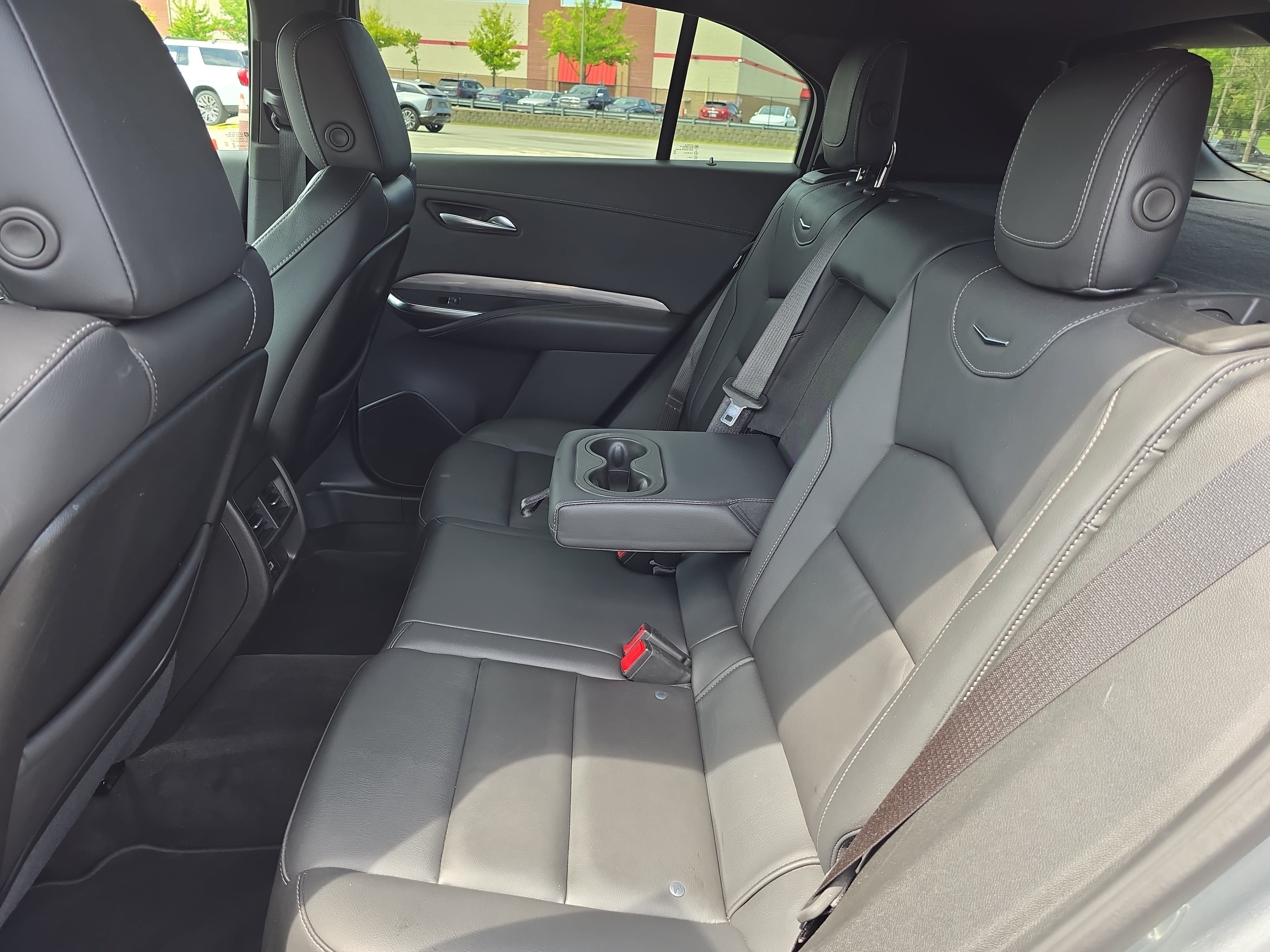 Certified 2025 Cadillac XT4 Premium Luxury AWD/4WD image 15