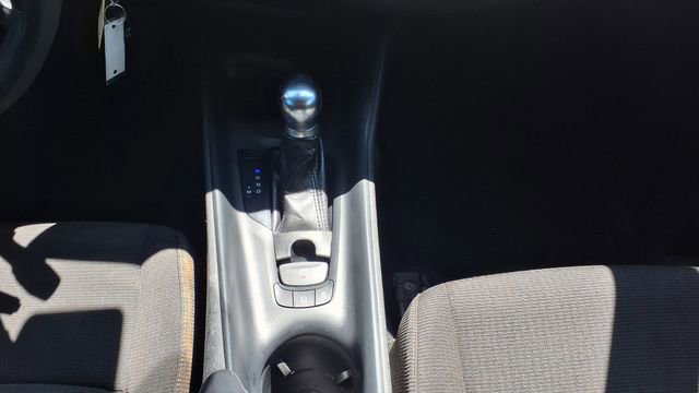 Used 2019 Toyota C-HR LE image 27