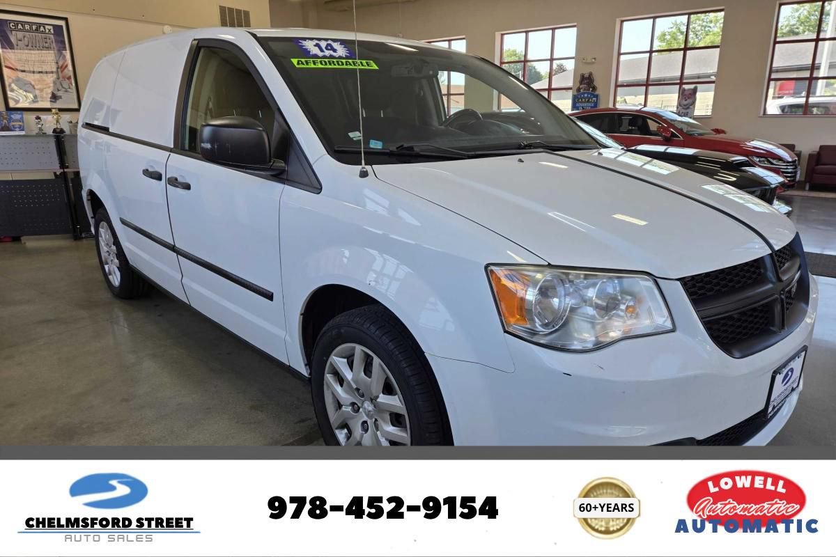 Used 2014 RAM C/V Tradesman w/ UConnect Hands-Free Group FWD image 1