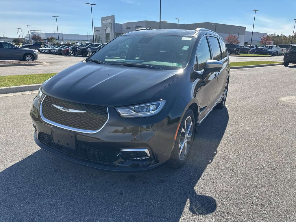 New 2026 Chrysler Pacifica Pinnacle