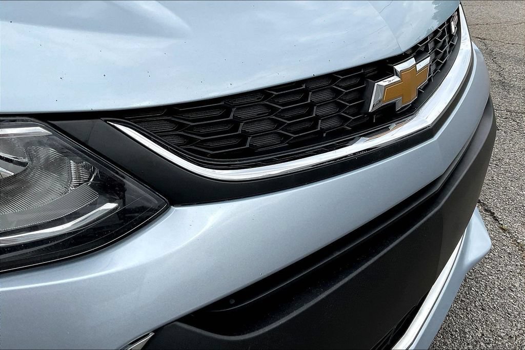 Used 2018 Chevrolet Sonic LT w/ Convenience Package FWD image 24