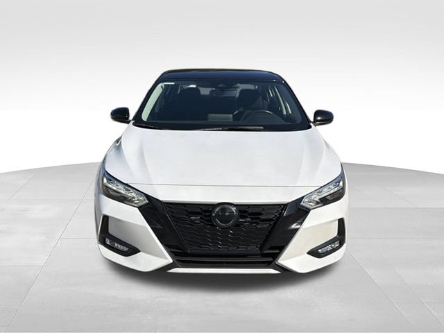Used 2023 Nissan Sentra SR w/ Midnight Edition Package FWD image 8