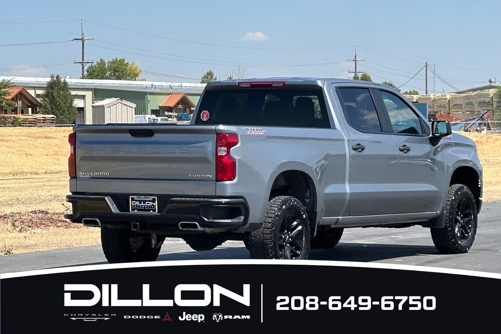 Used 2025 Chevrolet Silverado 1500 Custom Trail Boss AWD/4WD image 4