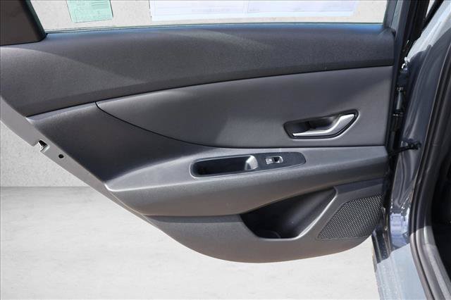 New 2026 Hyundai Elantra Limited FWD image 22
