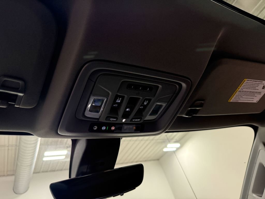 Used 2021 Chevrolet Silverado 1500 LTZ w/ LTZ Premium Package AWD/4WD image 85