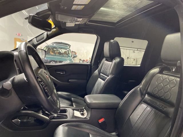 Certified 2022 Nissan Frontier PRO-4X w/ Pro-4X Premium Package image 22