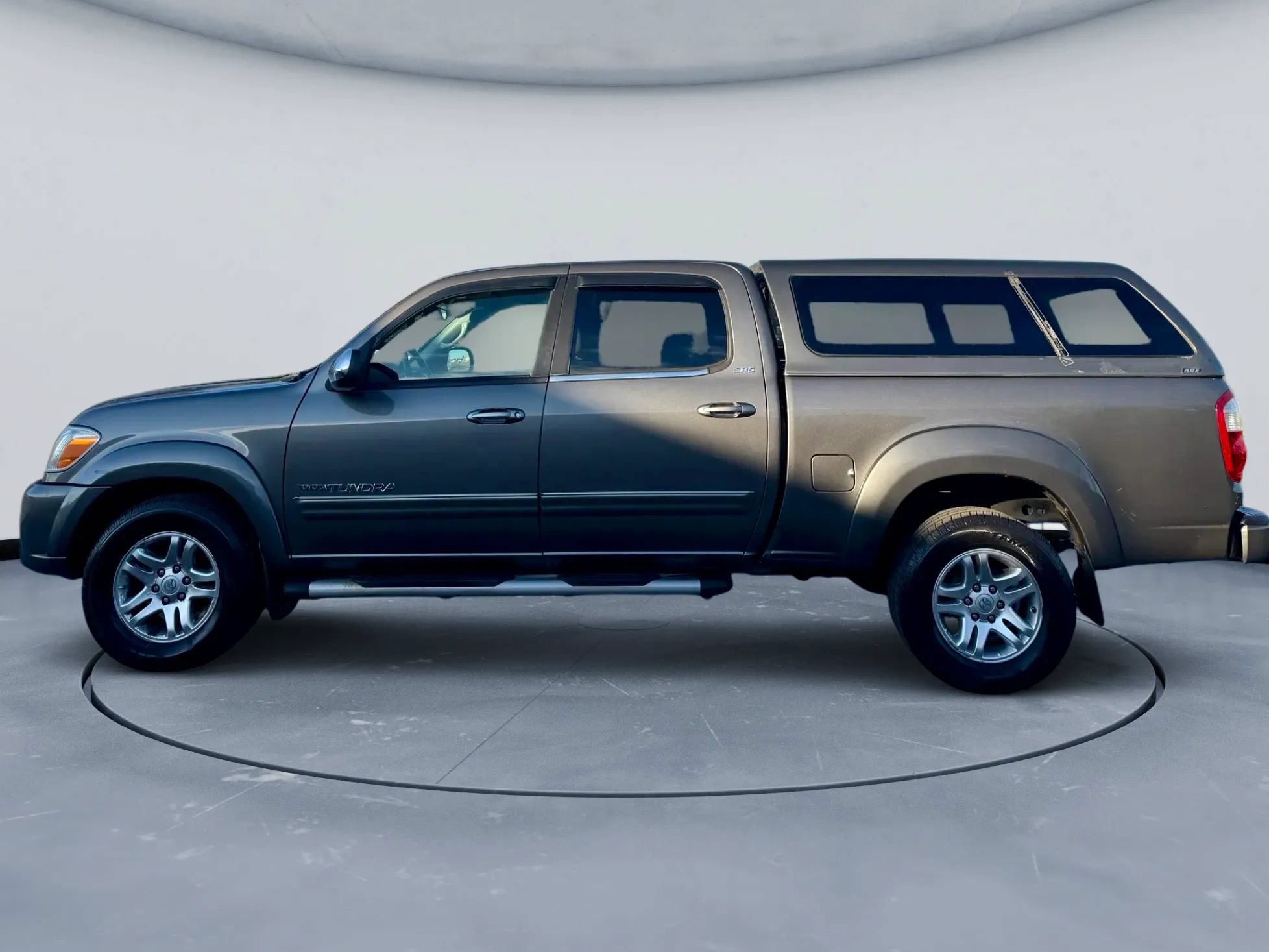 Used 2005 Toyota Tundra SR5 AWD/4WD image 3
