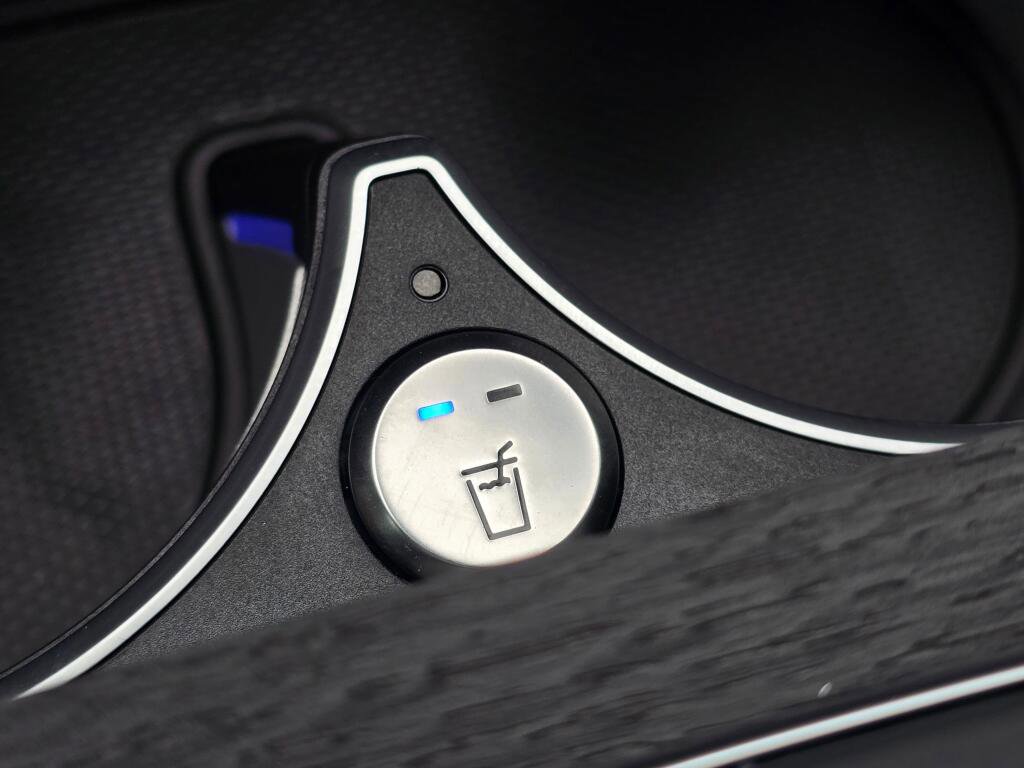 New 2026 Mercedes-Benz GLE 53 AMG 4MATIC Coupe image 7