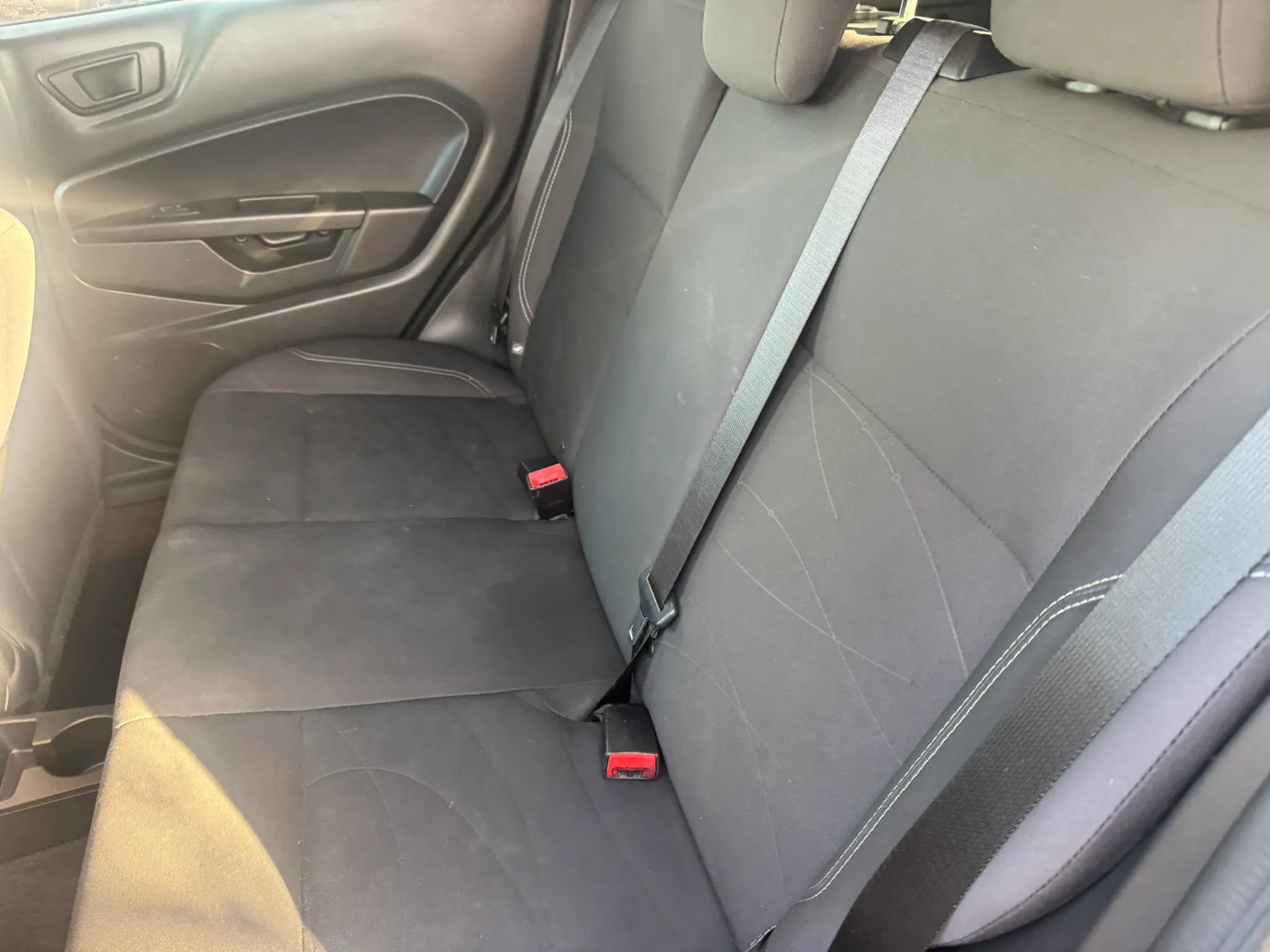 Used 2018 Ford Fiesta SE image 21