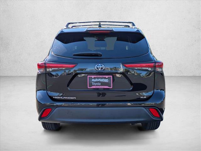 Used 2023 Toyota Highlander XLE image 7