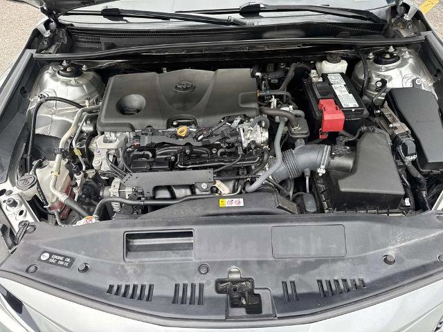 Used 2022 Toyota Camry LE FWD image 3