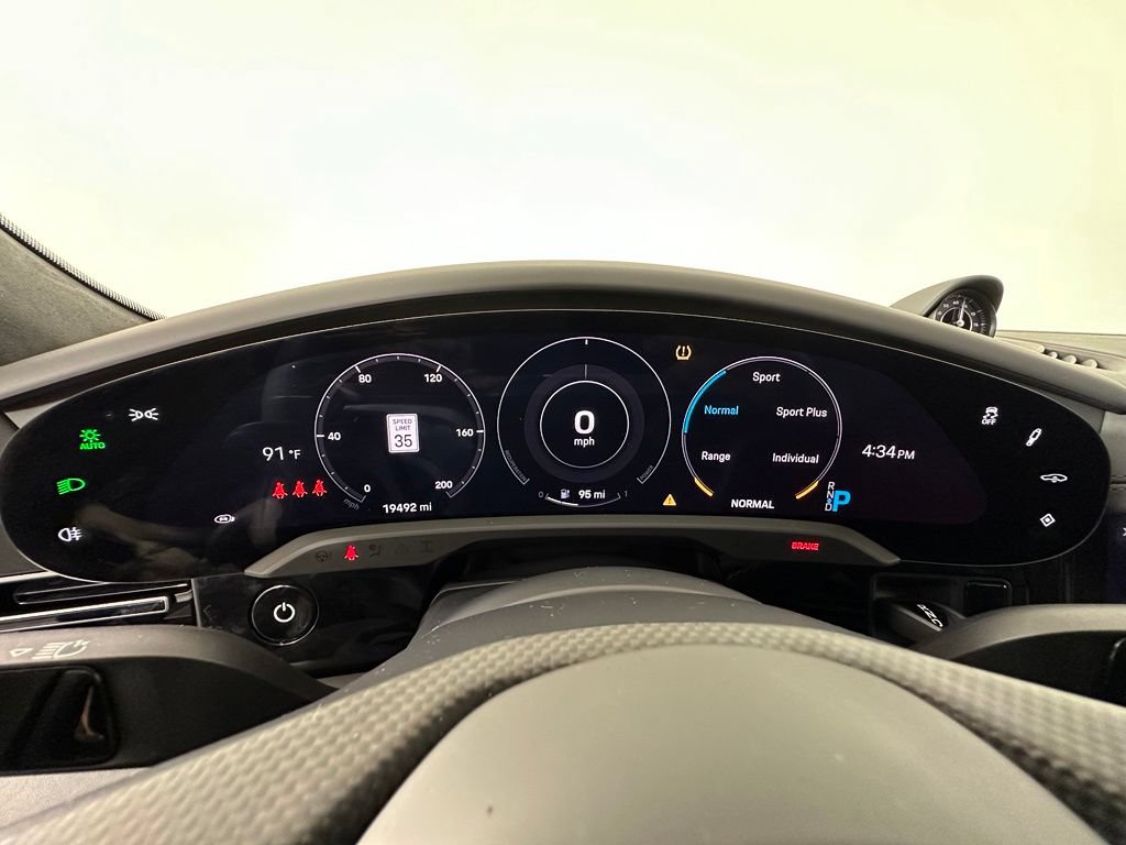 Certified 2022 Porsche Taycan Turbo S AWD/4WD image 24