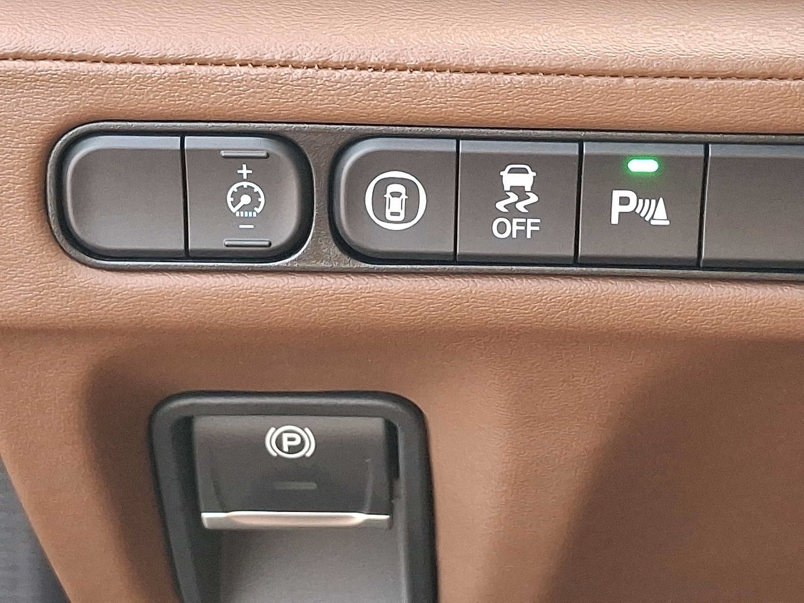 Used 2024 Acura MDX SH-AWD w/ Technology Package image 25