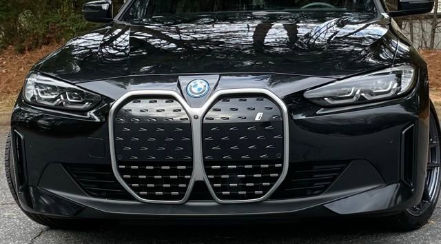 Used 2023 BMW i4 eDrive35 w/ Premium Package image 4