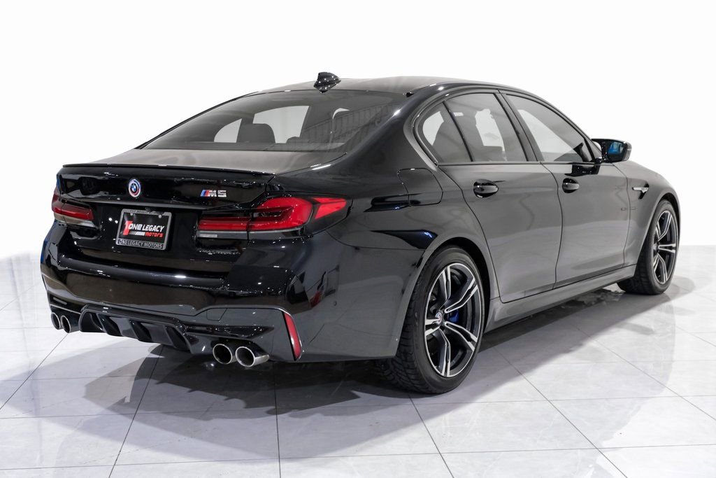 Used 2022 BMW M5 w/ Executive Package image 4