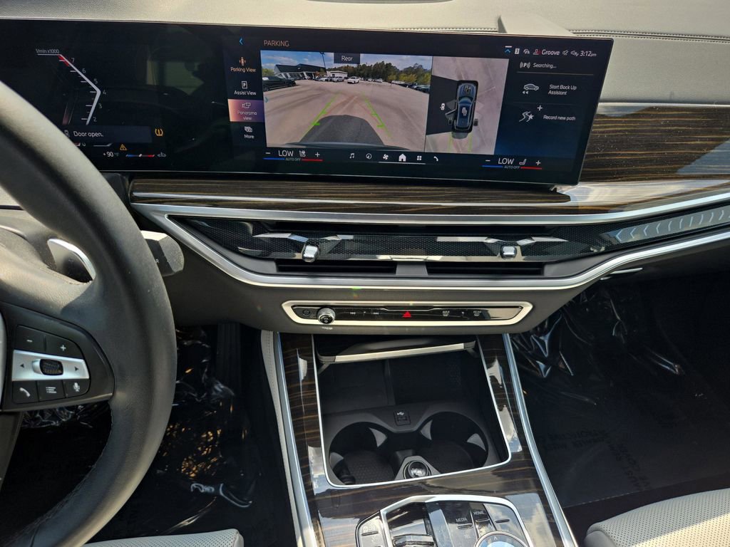 Used 2024 BMW X5 sDrive40i w/ Executive Package image 25