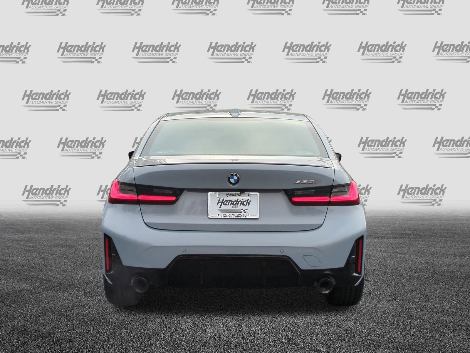 Used 2026 BMW 330i Sedan w/ M Sport Package RWD image 9