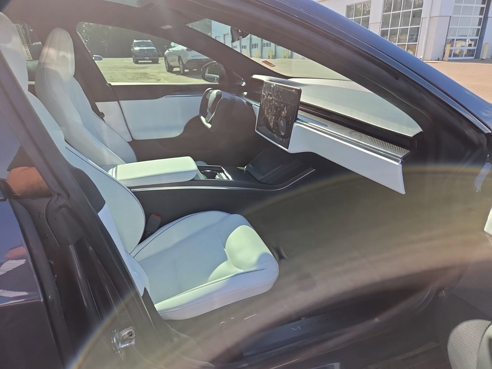 Used 2022 Tesla Model S Plaid AWD/4WD image 12