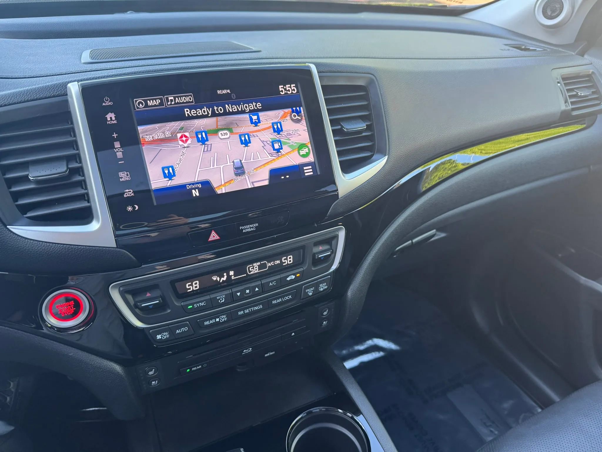 Used 2017 Honda Pilot Elite image 33