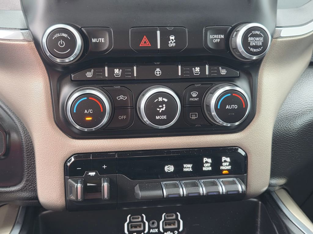 Used 2021 RAM 3500 Laramie image 26