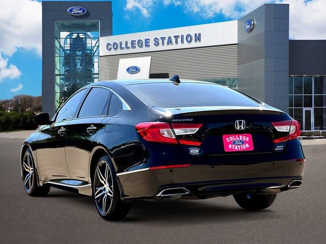 Used 2022 Honda Accord Touring image 3