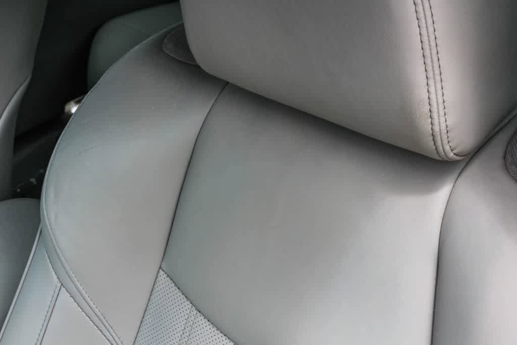 Used 2015 INFINITI Q70 L 3.7 w/ Deluxe Touring Package RWD image 25