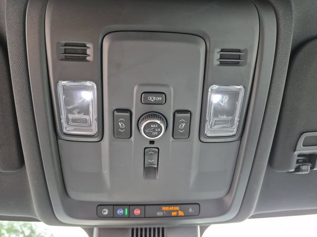 Certified 2025 Chevrolet Tahoe Premier AWD/4WD image 25