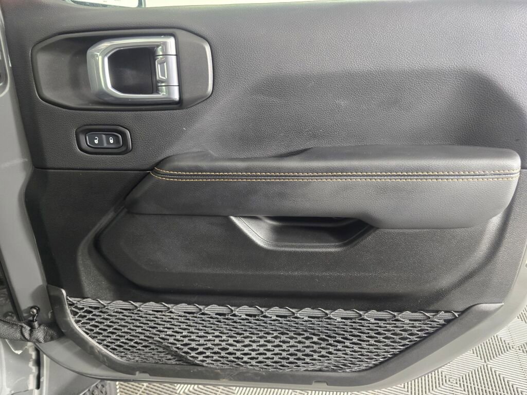 Used 2022 Jeep Gladiator Overland image 42