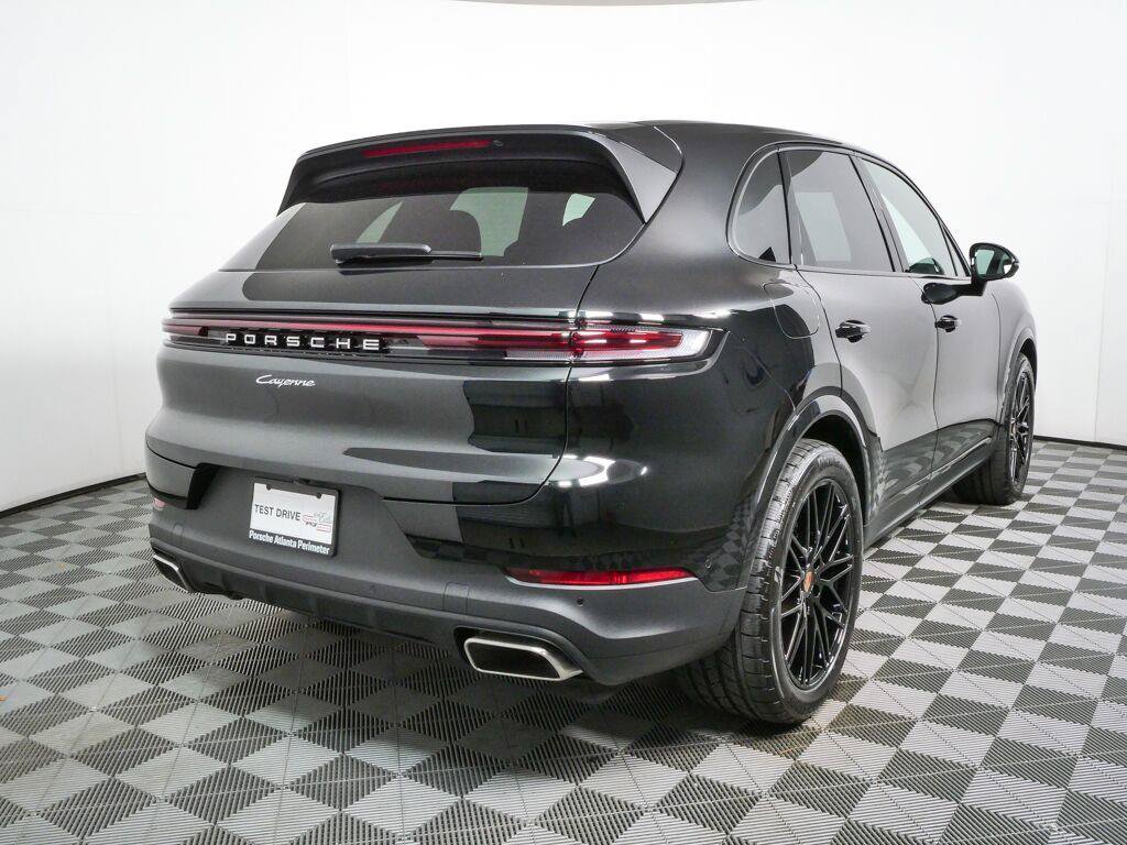 New 2026 Porsche Cayenne AWD/4WD image 30