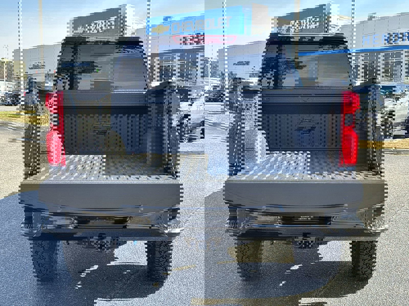 Used 2026 Chevrolet Silverado 1500 ZR2 w/ Dark Appearance Package image 17