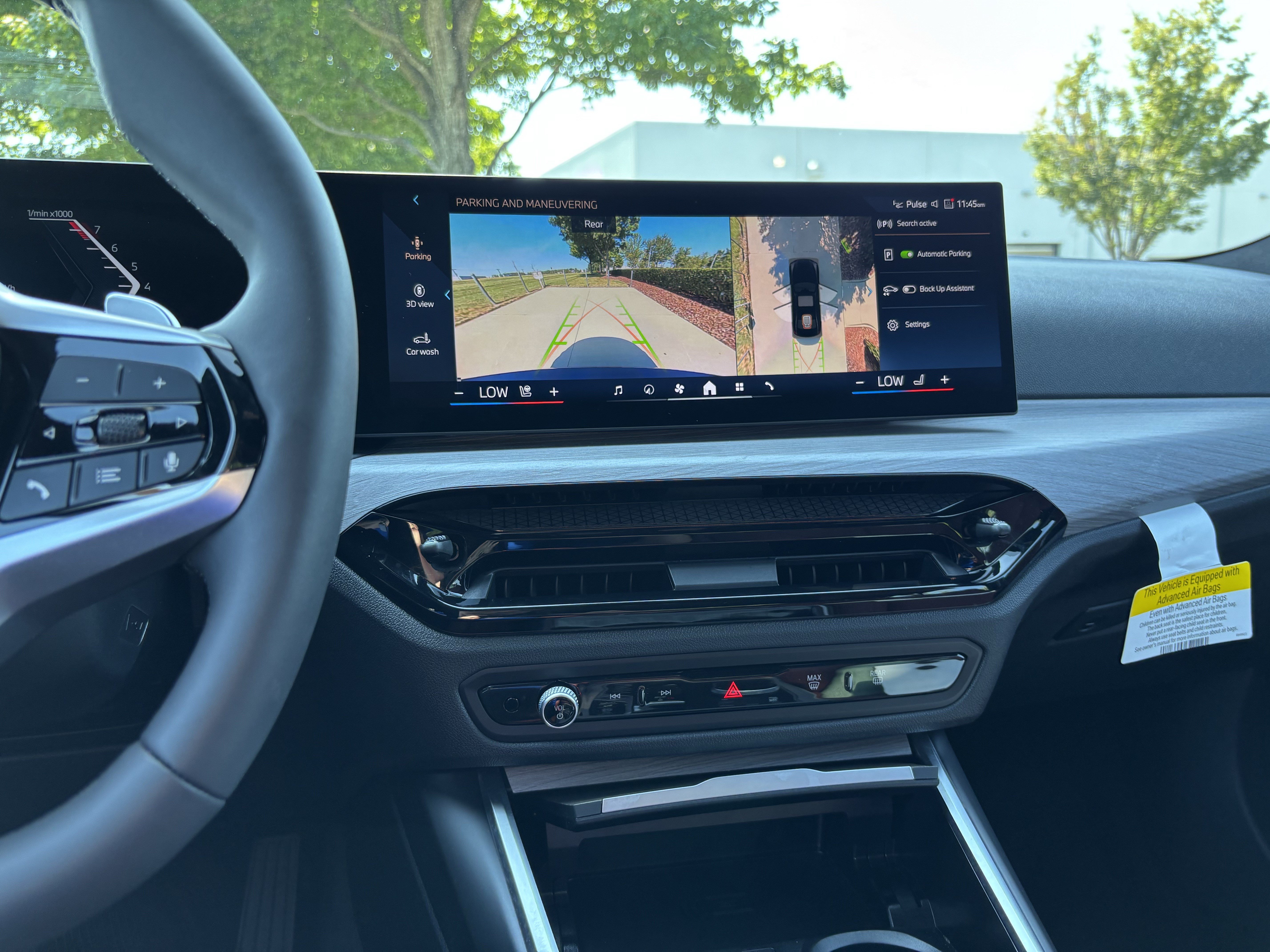 Certified 2025 BMW 330i Sedan RWD image 30