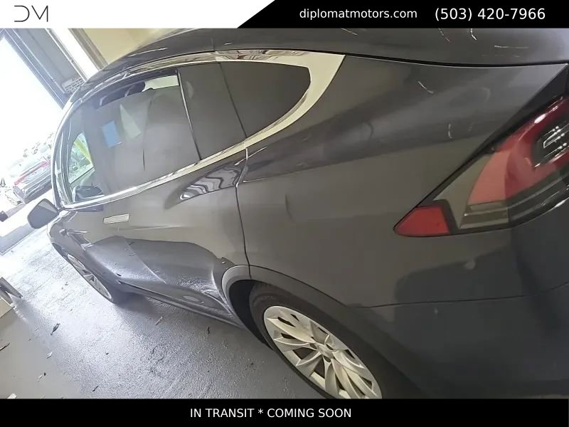 Used 2017 Tesla Model X 75D AWD/4WD image 6