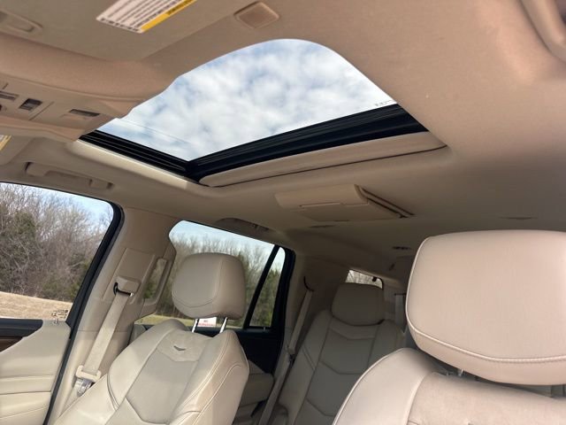 Used 2020 Cadillac Escalade Luxury image 23