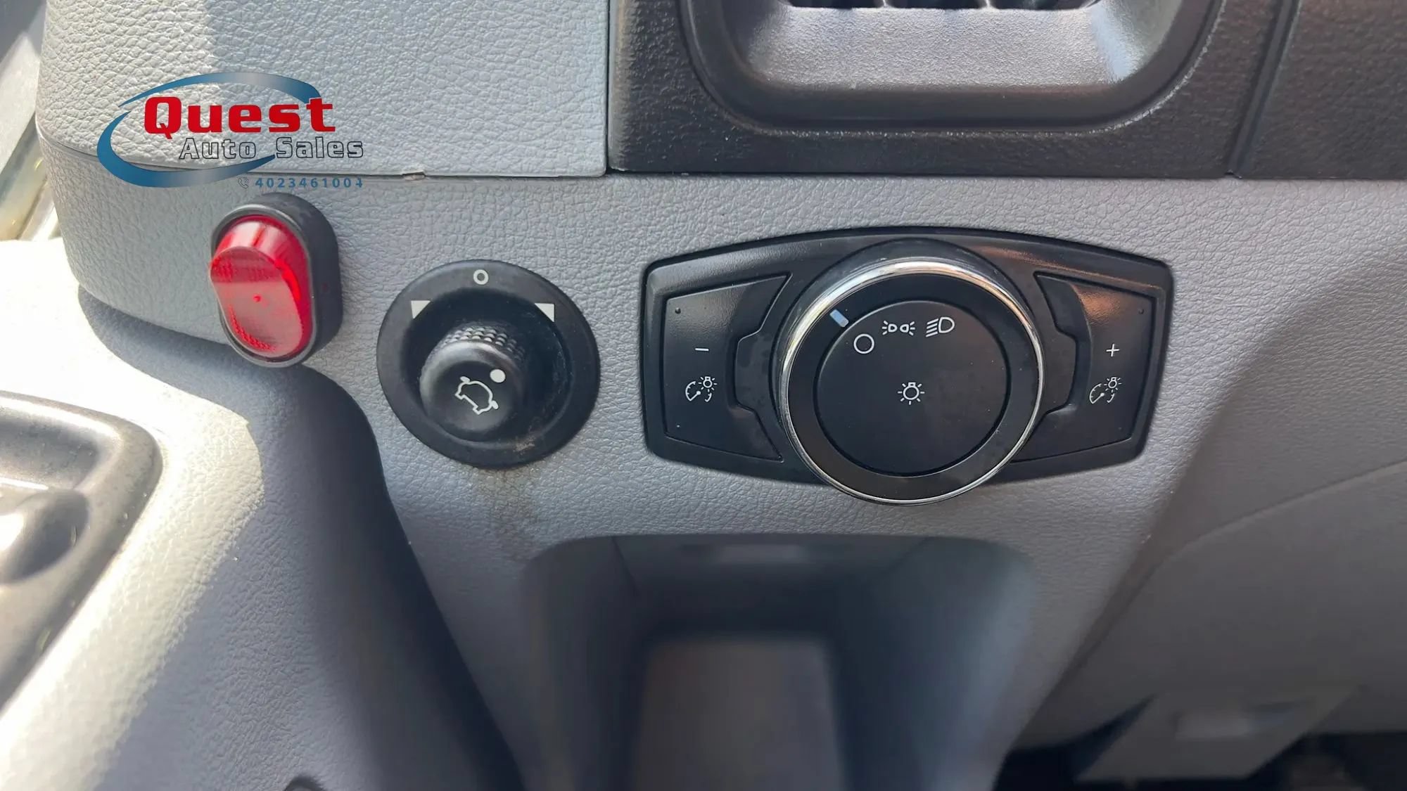Used 2018 Ford Transit 350 138 DRW w/ Interior Upgrade Package RWD image 29