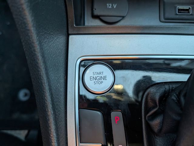 Used 2022 Volkswagen Passat 2.0T R-Line image 21