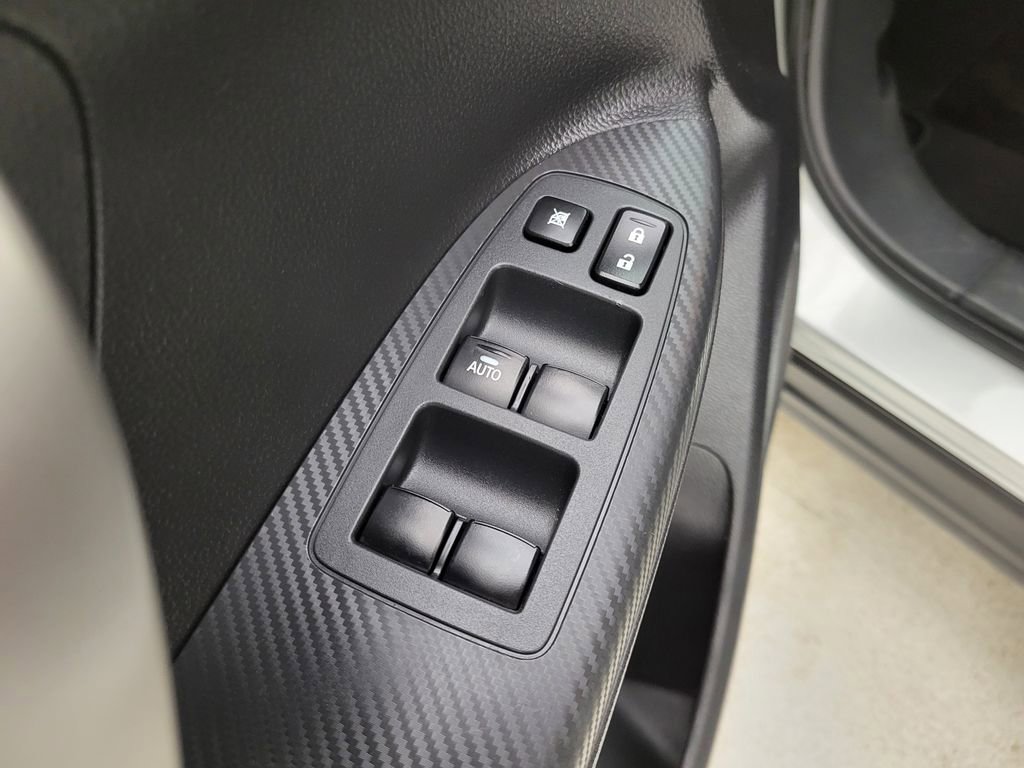 Used 2025 Mitsubishi Eclipse Cross SE image 26