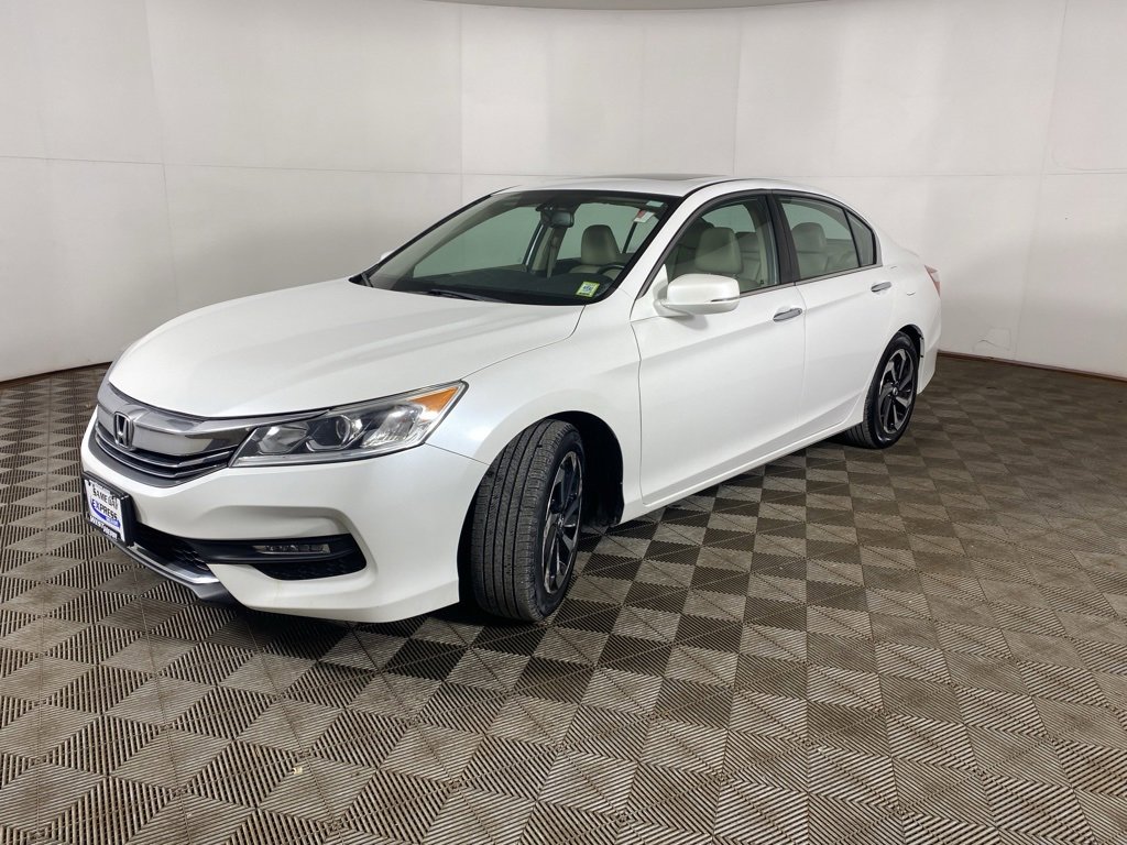 Used 2017 Honda Accord EX-L image 5