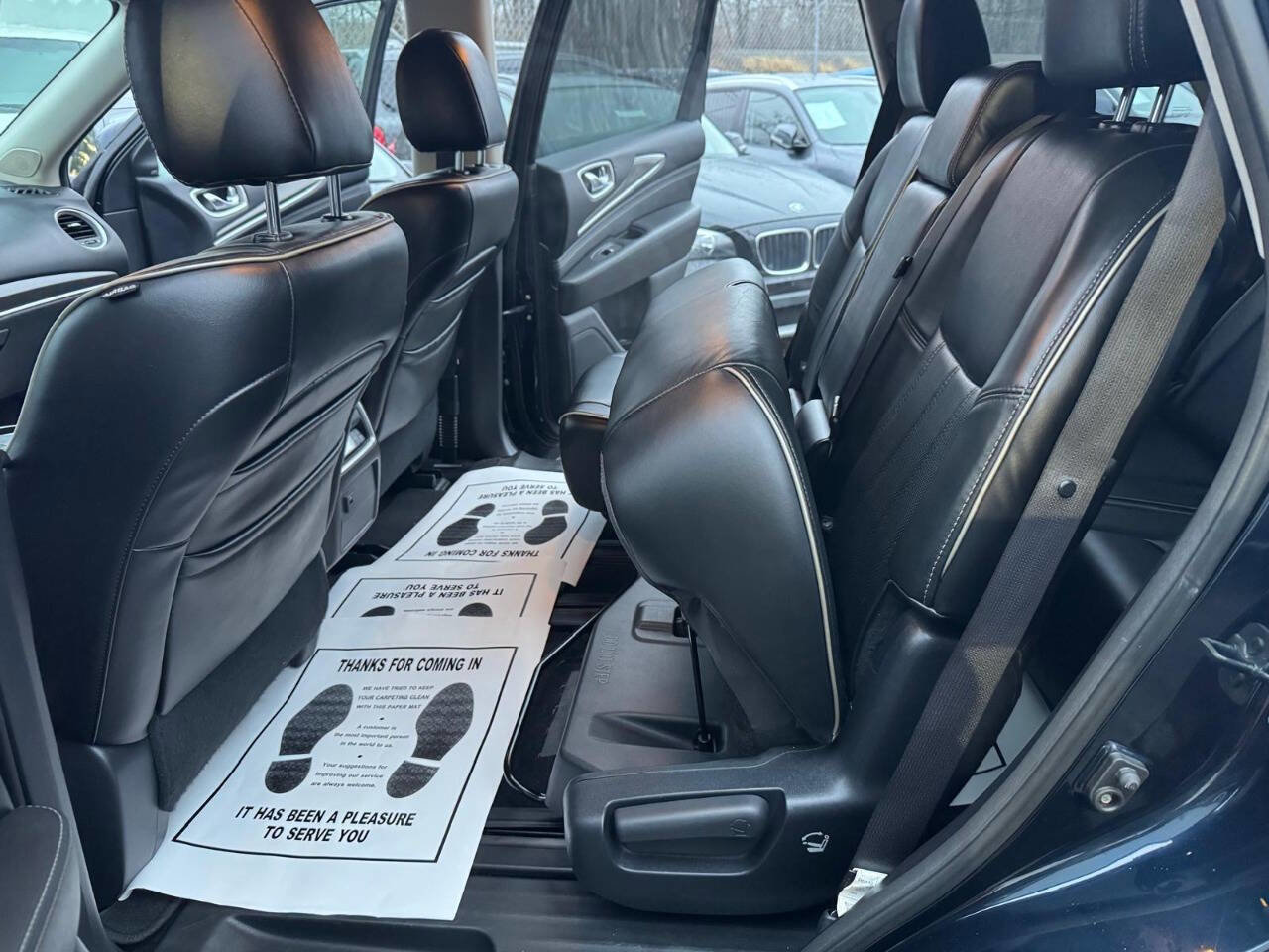 Used 2017 INFINITI QX60 Base AWD 4dr SUV w/ Premium Plus Package image 31