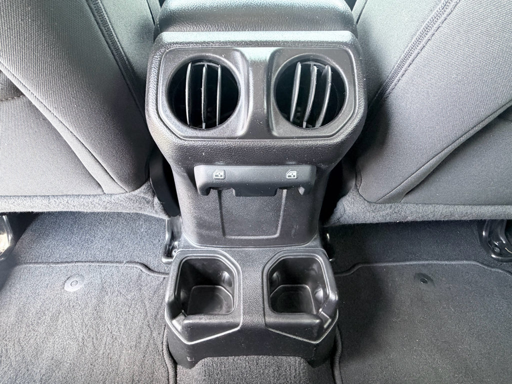 Used 2021 Jeep Wrangler Unlimited Sport AWD/4WD image 26
