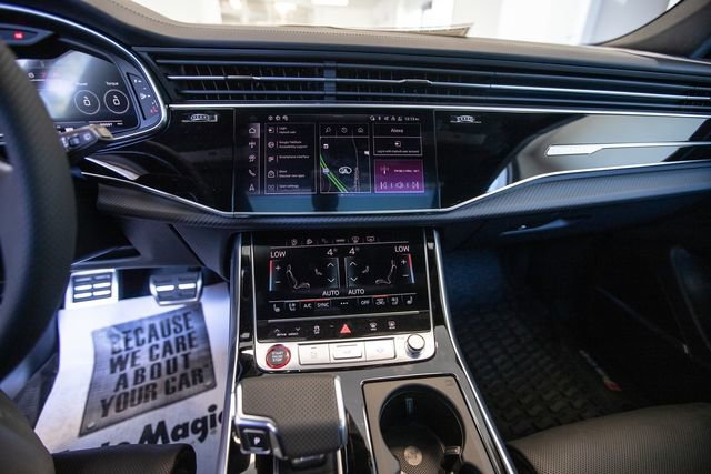 New 2025 Audi RS Q8 performance image 18
