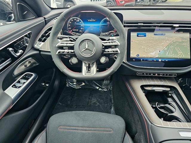 Certified 2025 Mercedes-Benz E 53 AMG e 4MATIC Sedan image 31