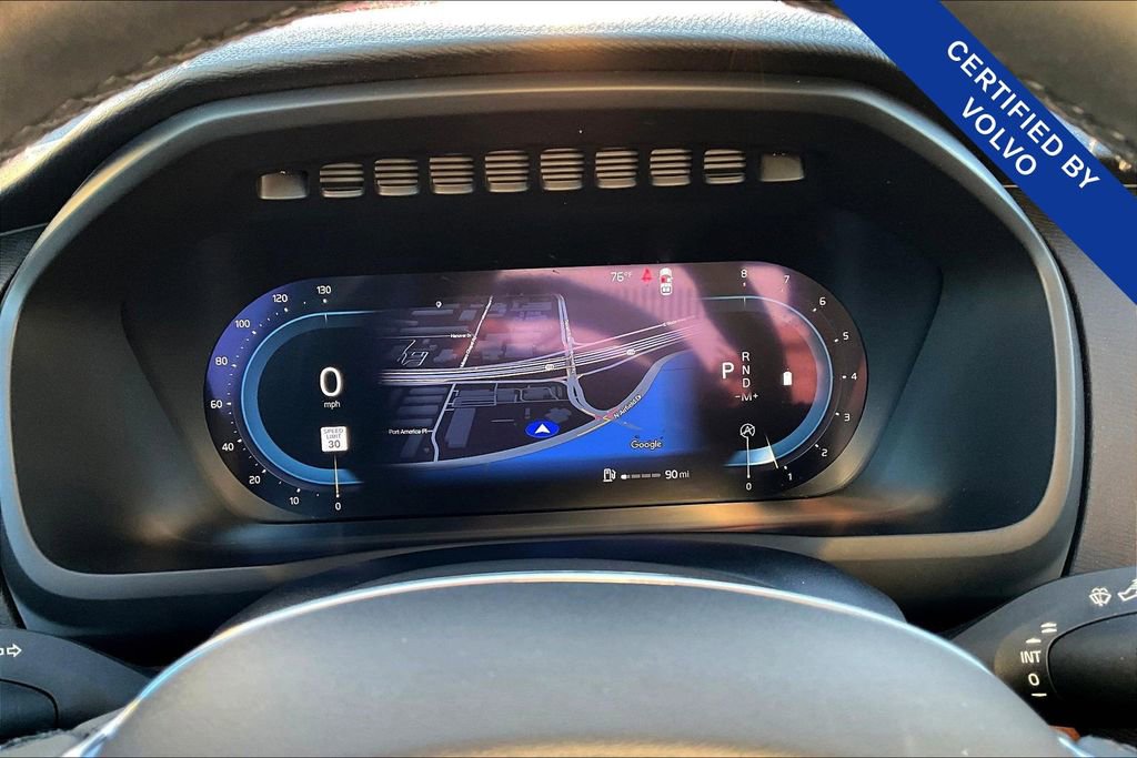 Used 2023 Volvo XC90 B5 Plus image 29