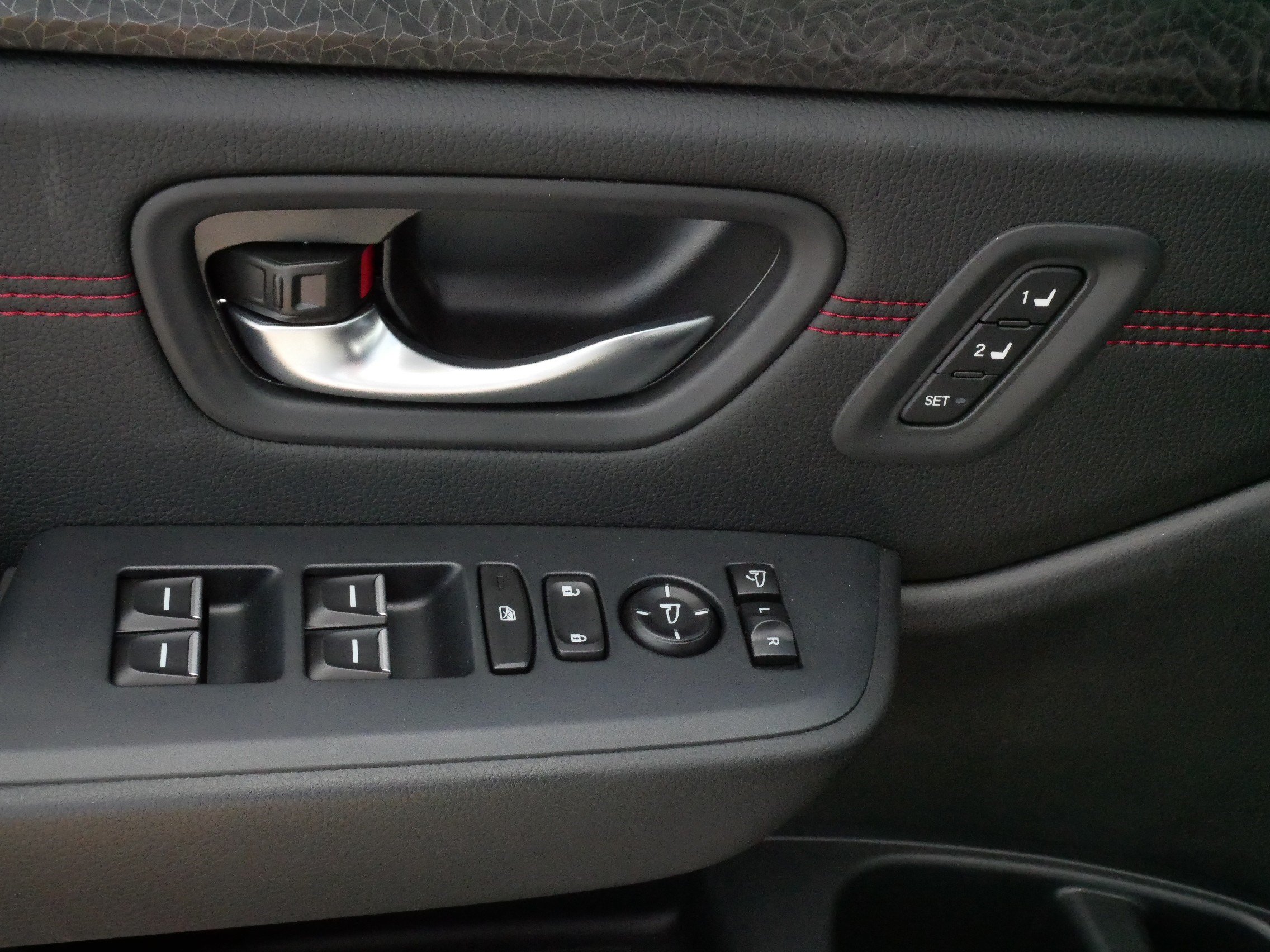 Certified 2026 Honda Pilot Black Edition image 19