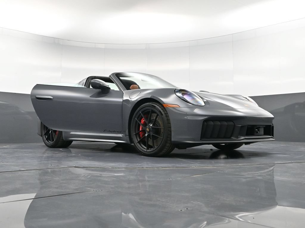 New 2026 Porsche 911 Targa 4 GTS AWD/4WD image 40