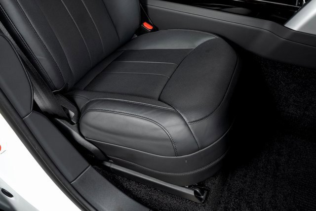 Used 2023 Land Rover Range Rover SE image 48