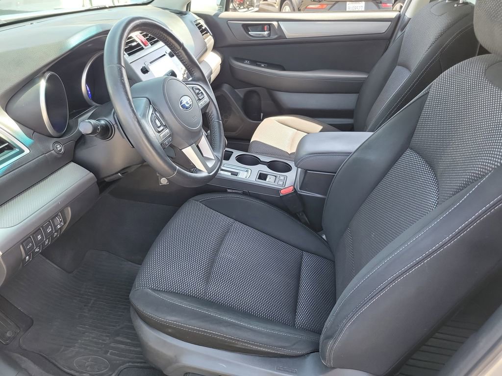 Used 2016 Subaru Outback 2.5i Premium image 17