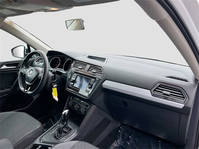 Used 2021 Volkswagen Tiguan S image 28